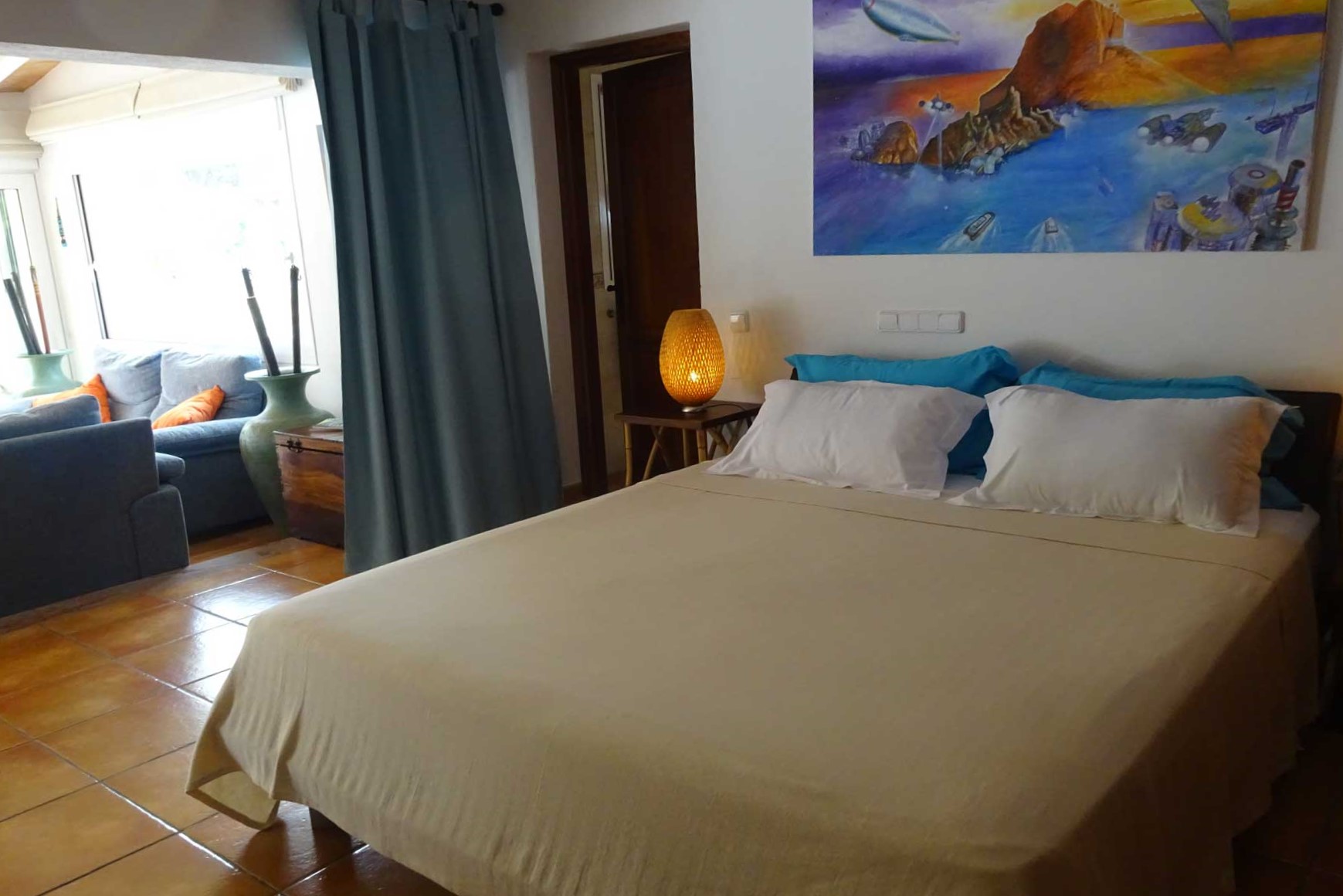 Finca Can C. Ibiza - Master bedroom with sofa corner