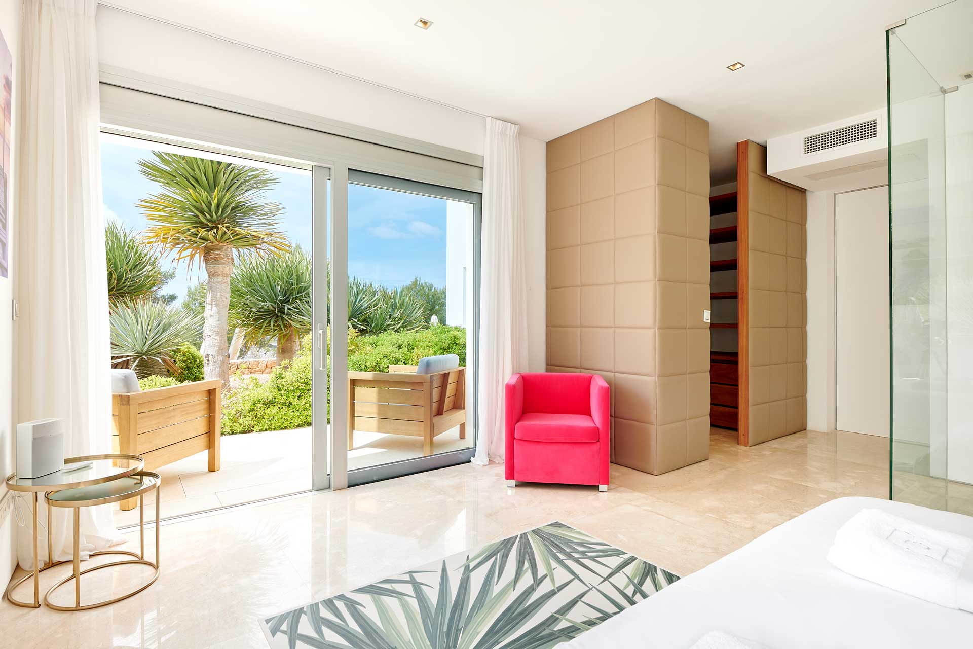 Villa CA Ibiza - Bedroom 4 with en-suite bathroom