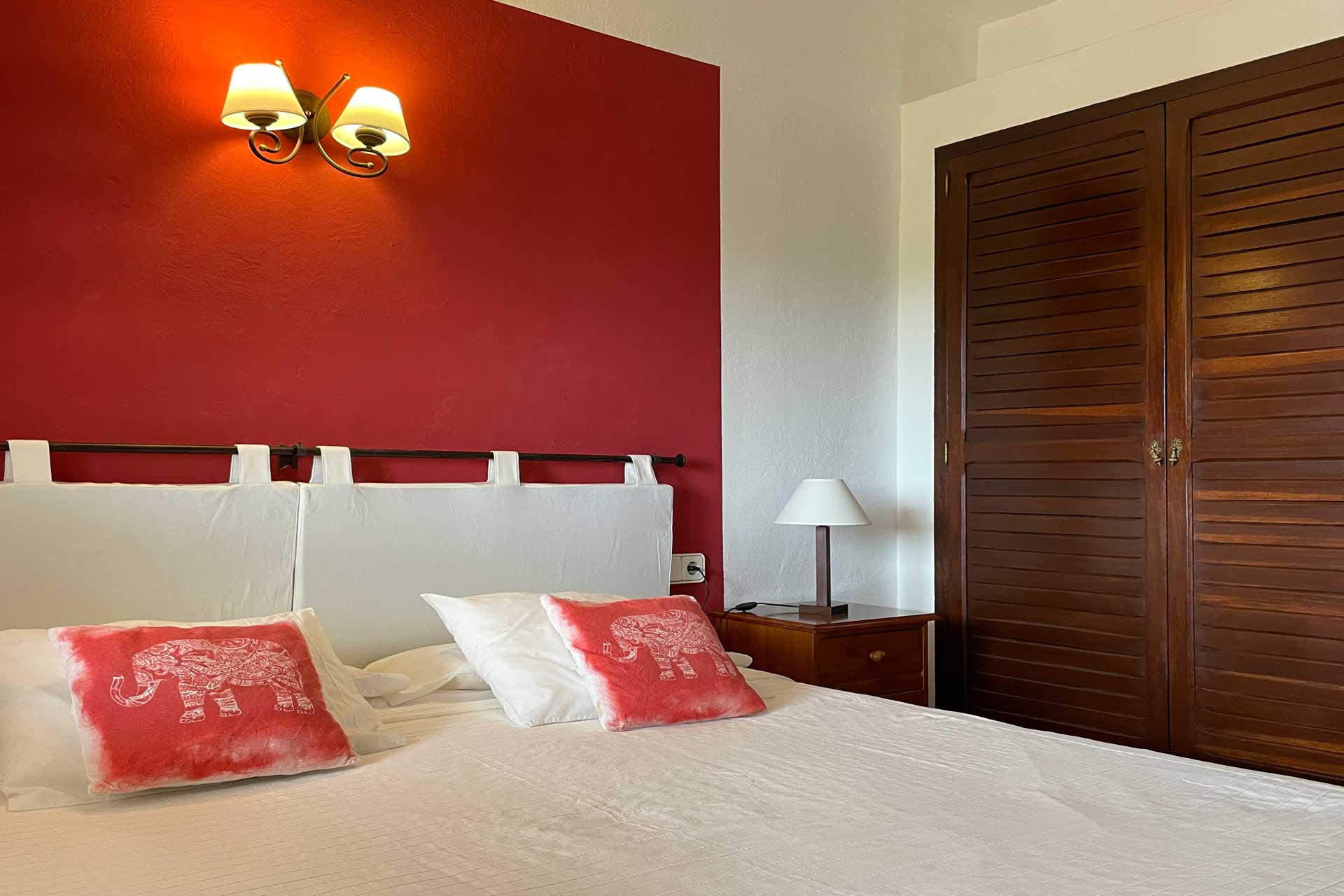 Shangri-La Red Bedroom